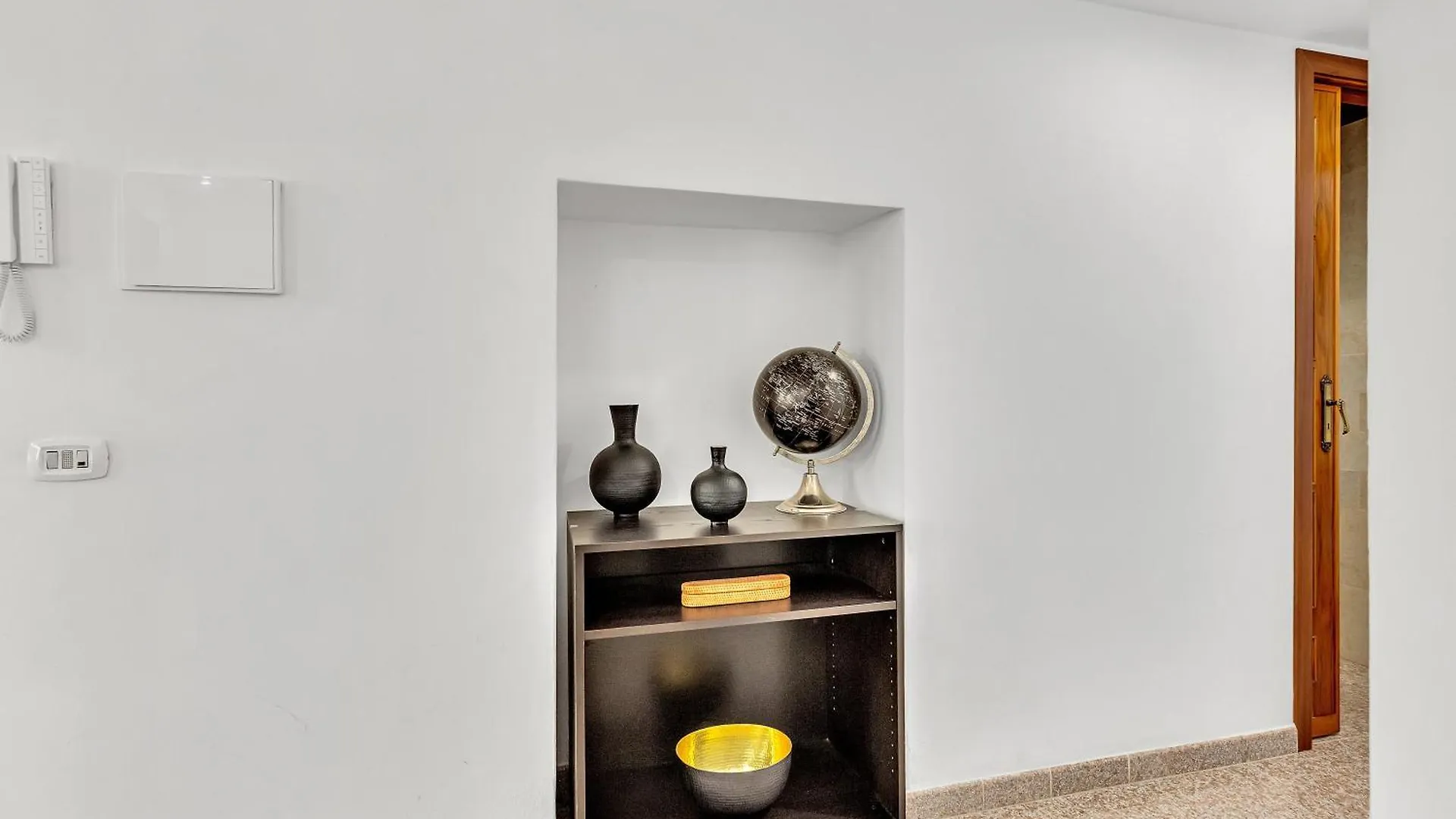Appartamento Charming & Bright In The Heart Of Milan - Balcony